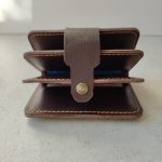 ست جاکارتی دکمه دار و جا کلیدی چرم طبیعی دست دوز | چرم اکبری - Image 3
